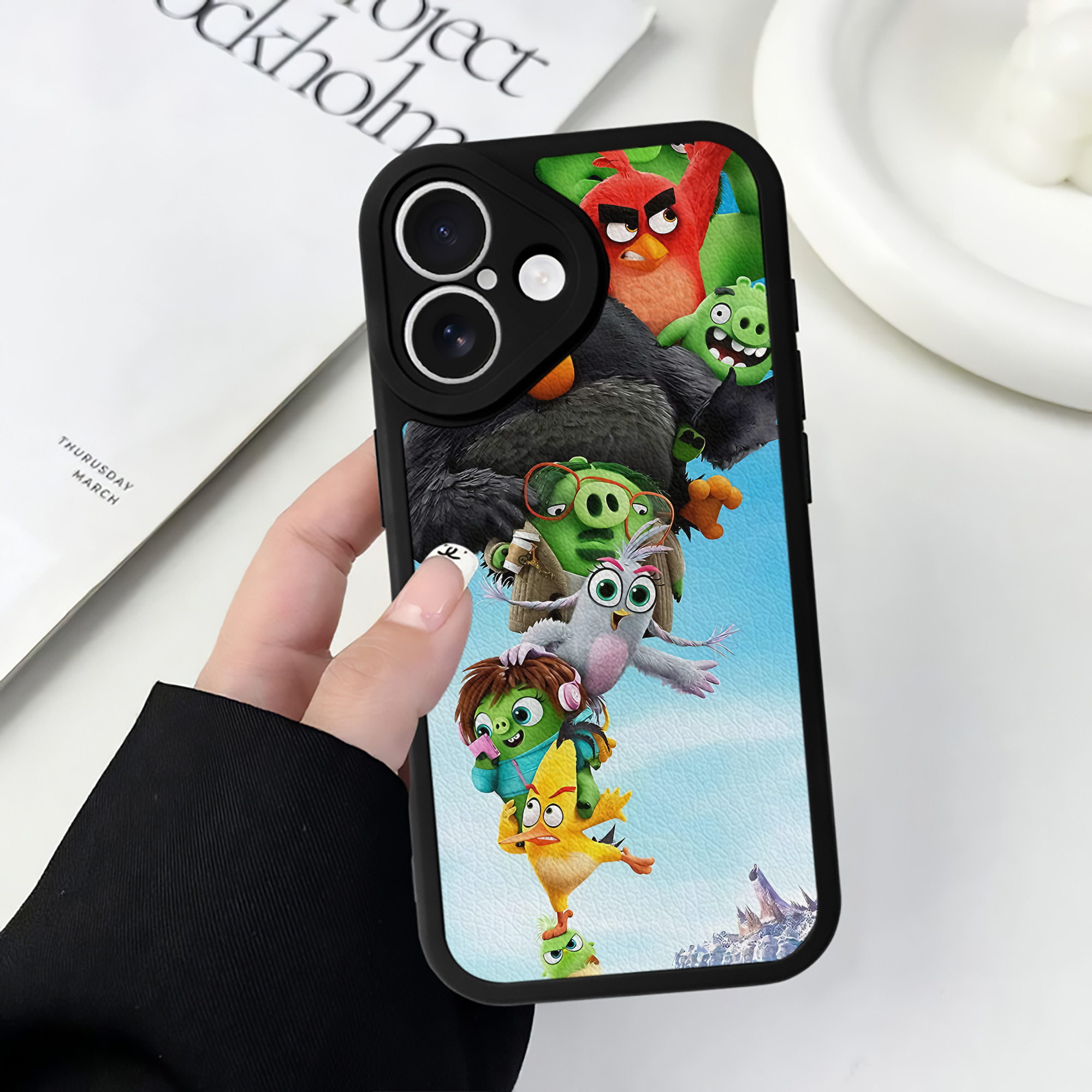 （画像用） Angry Birds アングリーバード 【iPhone 16シリーズ対応】シリコンスマホケース（レザー調） 材質：シリコン
